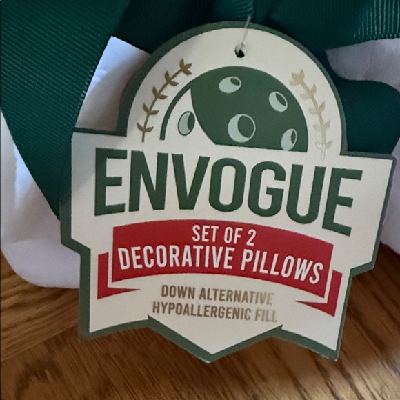 Christmas pickleball Pillow Set NWT - Picture 8 of 11